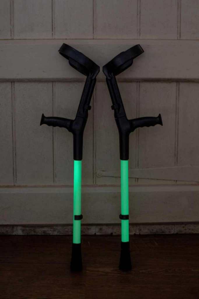 Crutches *Glow in dark*