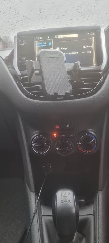 Peugeot, 208, Hatchback, 2014, Manual, 1199 (cc), 5 doors