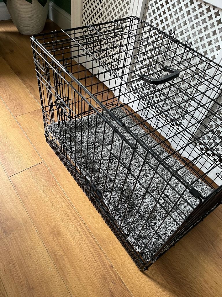 Dog cage 