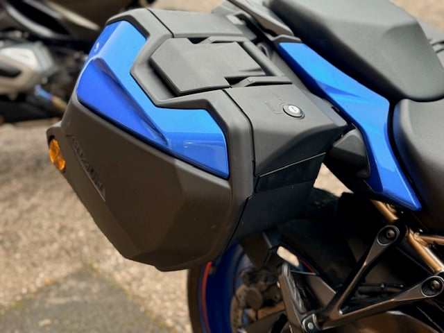 2022 SUZUKI GSX-S1000GT+