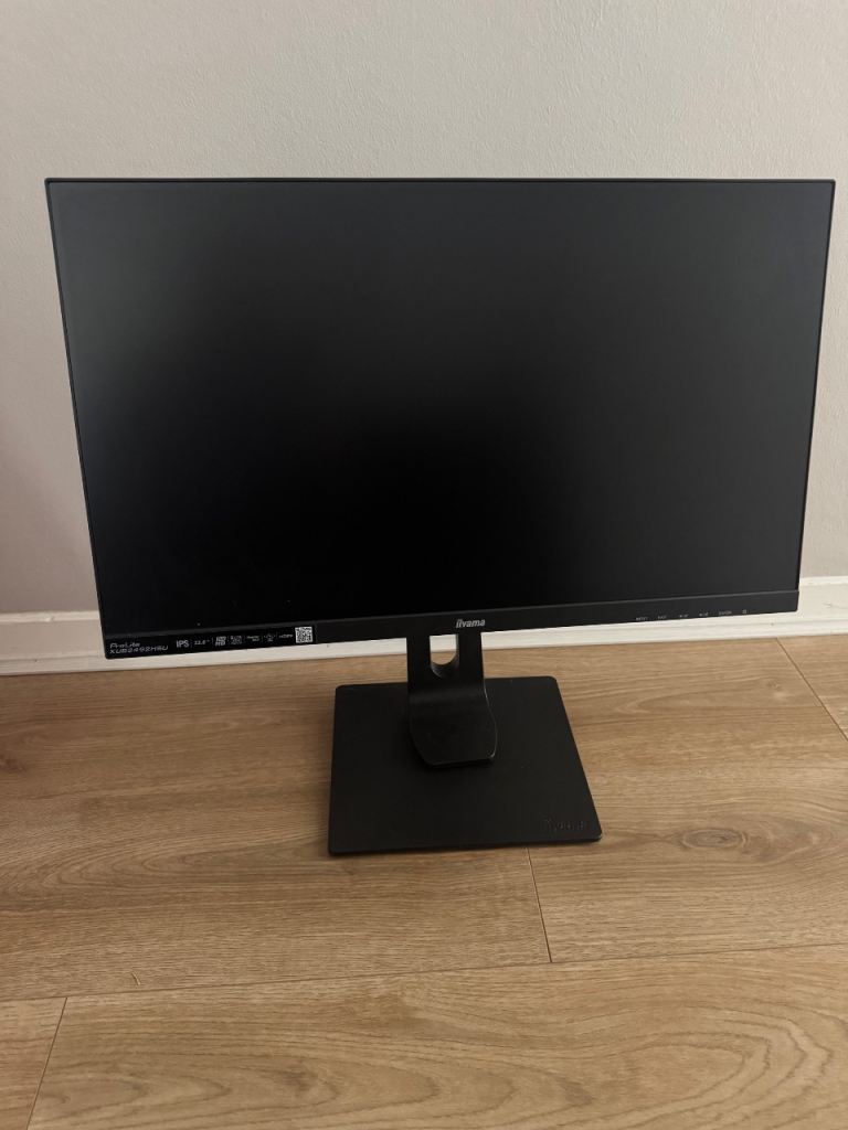 Llyama 24” screen