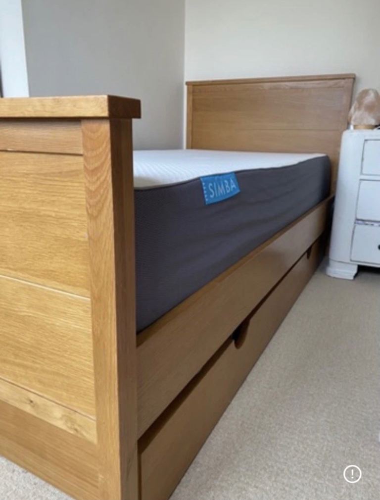 Great little trading company oak bed frame with Simba Mattress – Good Condition, Oak Wood