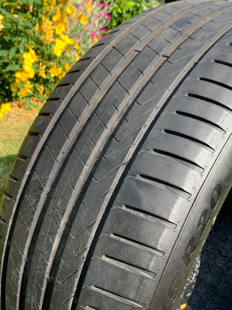 Pirelli scorpion elect 255/45/20 101T tyre