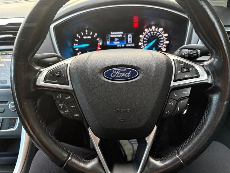 2015 Ford Mondeo 2.0 TDCi ECOnetic Zetec Euro 6 (s/s) 5dr Diesel