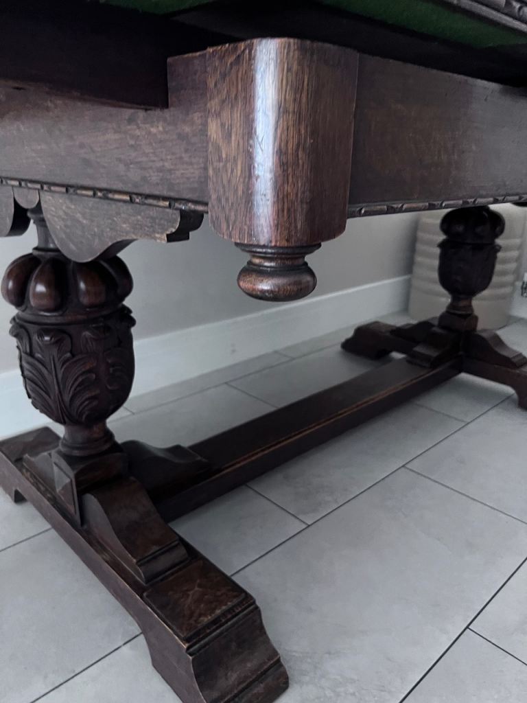 Jacobean very ornate draw leaf extending dining table. Beautiful condition.