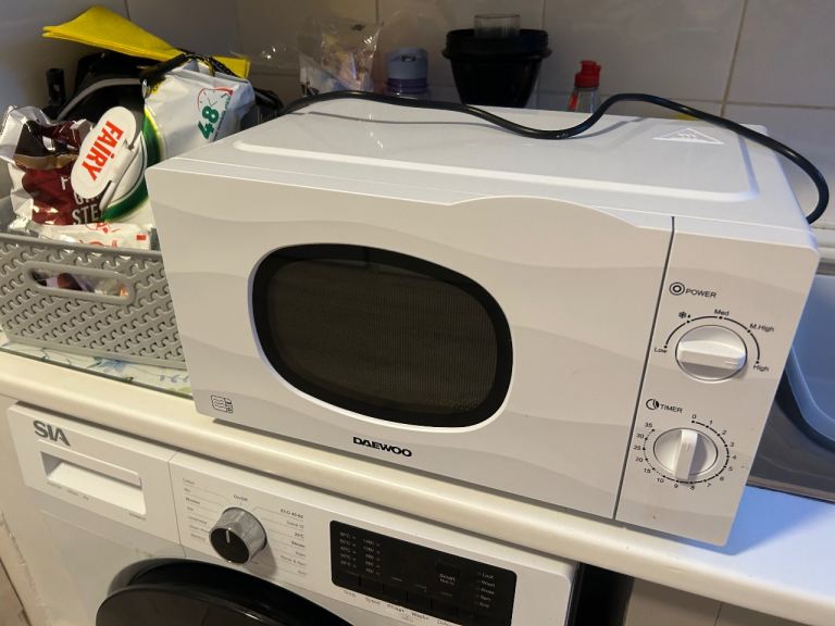 Daewoo Microwave Oven - White Brand New