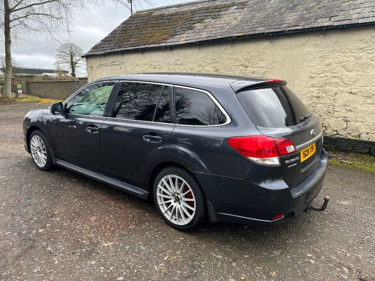 2011 subaru legacy se estate 2.0 diesel