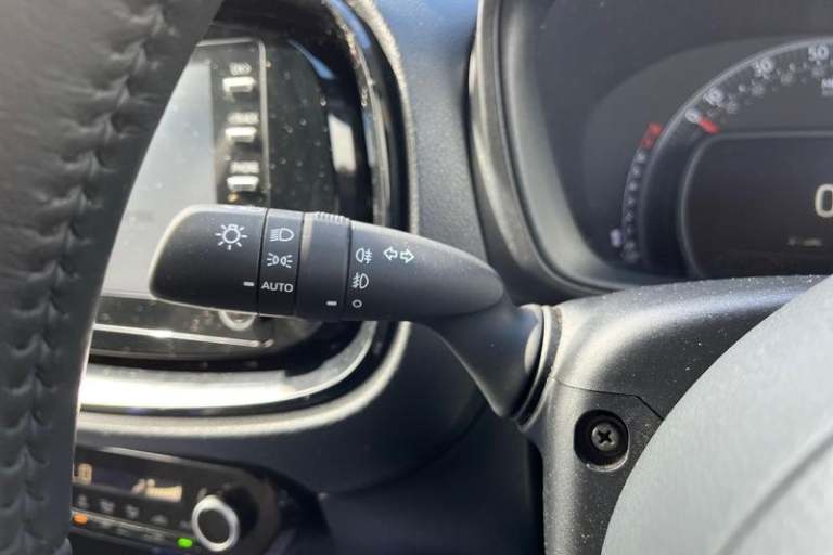 2023 Toyota Aygo X 1.0 VVT-i Edge 5dr, Media Screen, USB &amp; AUX Connectivity, Multifunction St...