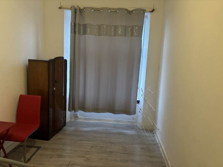 holy day for rent room