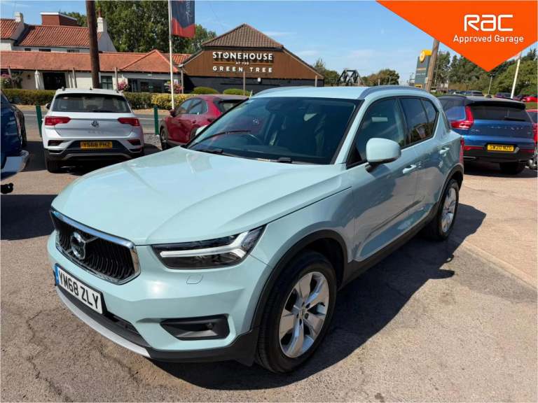 2018 Volvo XC40 2.0 D3 Momentum Pro SUV 5dr Diesel Manual Euro 6 (s/s) (150 ps) SUV Diesel Manual