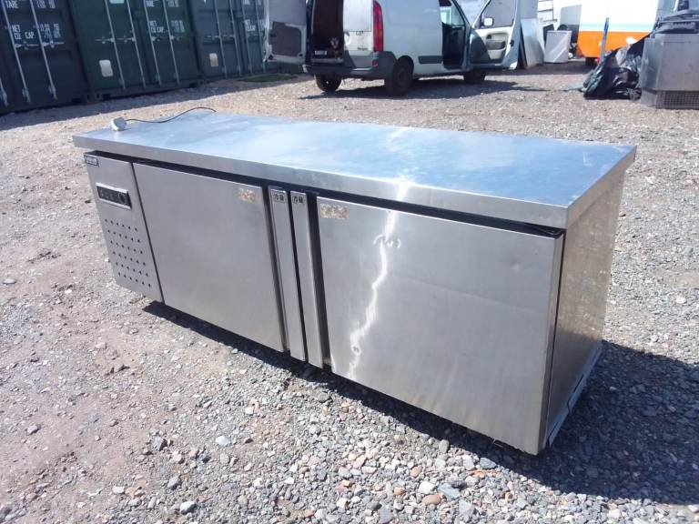 Catering equipment commercial refrigeration trailer restaurant kitchen items 