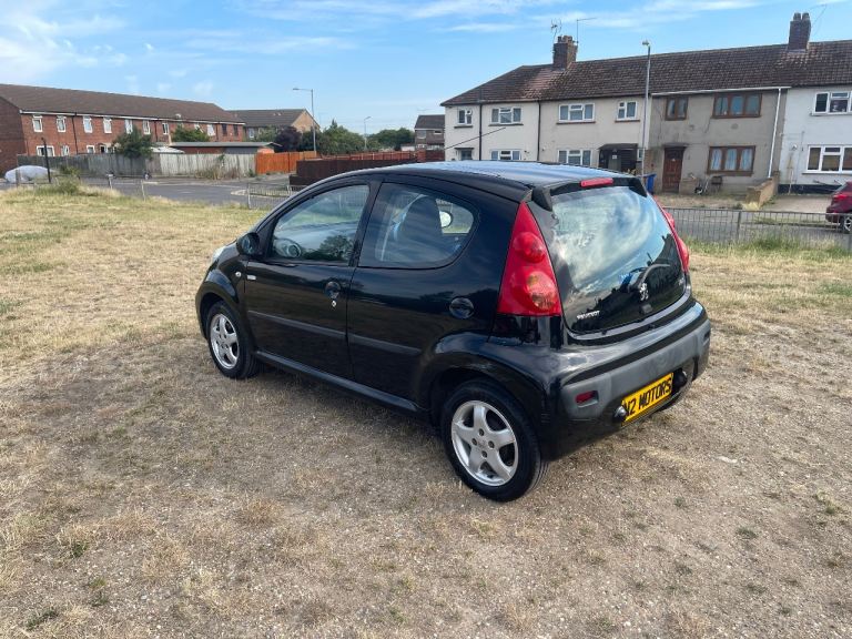 Peugeot, 107, Hatchback, 2010, Manual, 998 (cc), 5 doors