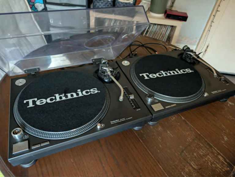 For Sale: Pair of Technics SL-1200 MK2 Turntables