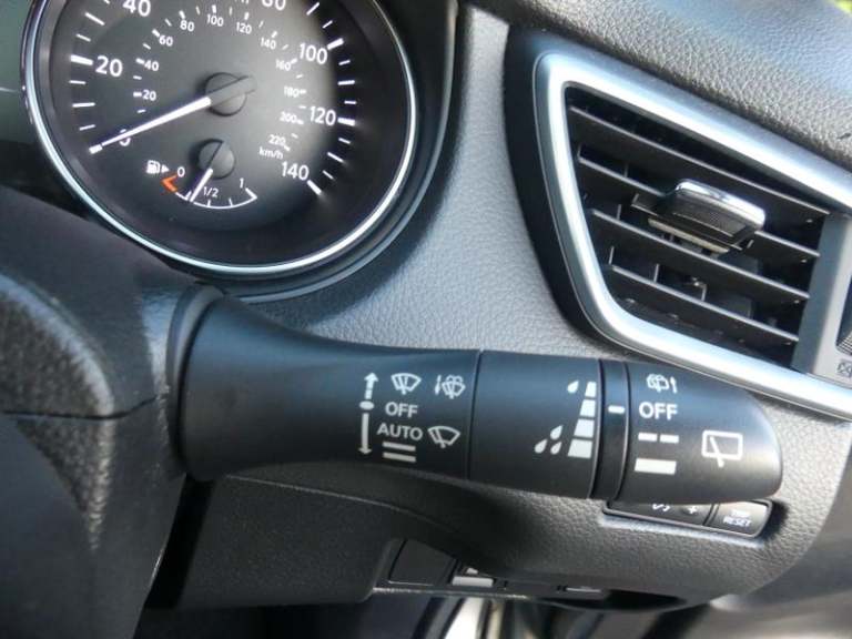 2018 Nissan Qashqai DIESEL 1.5 dCi N-Connecta SUV 5dr Diesel Manual Euro 6 (s/s) (110 ps) Manua S...