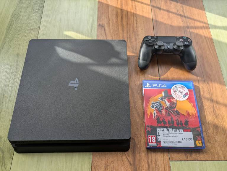 PS4 + RED DEAD REDEMPTION 2