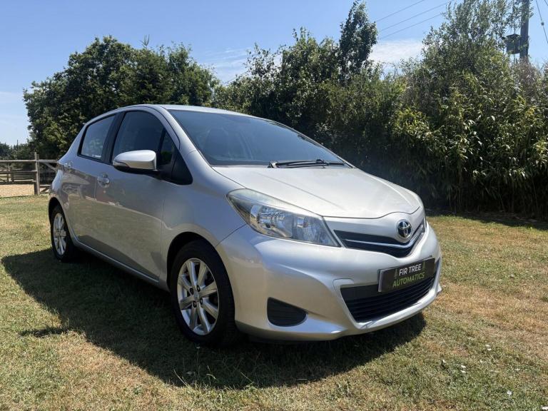 TOYOTA YARIS 1.3 Dual VVT-i TR 2012