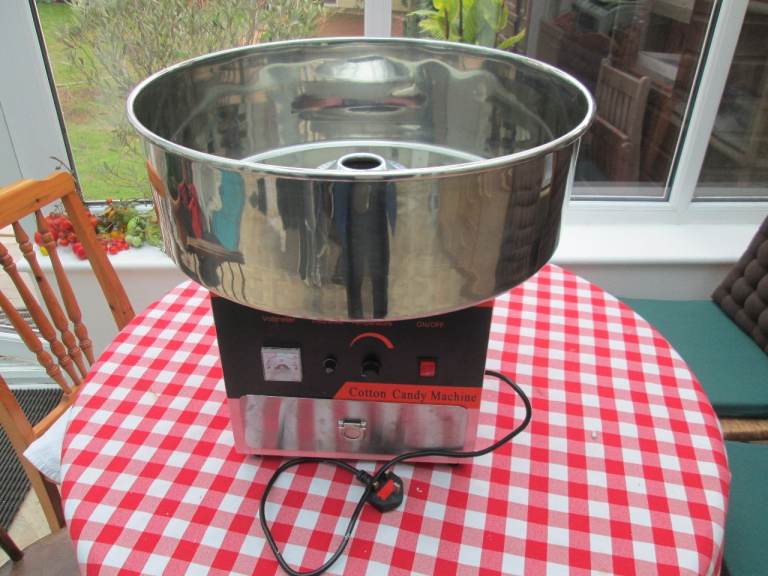 Commercial Electric Cotton Candy Floss Machine, Candyfloss Maker. As new 50 x 50 x 52cm Party Hire