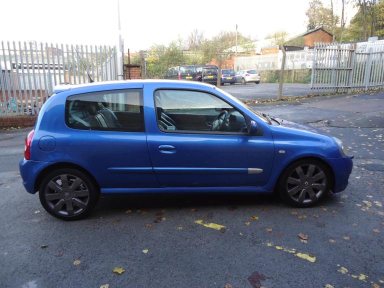 RENAULT CLIO 2.0 16v Renaultsport Blue Manual Petrol 2004