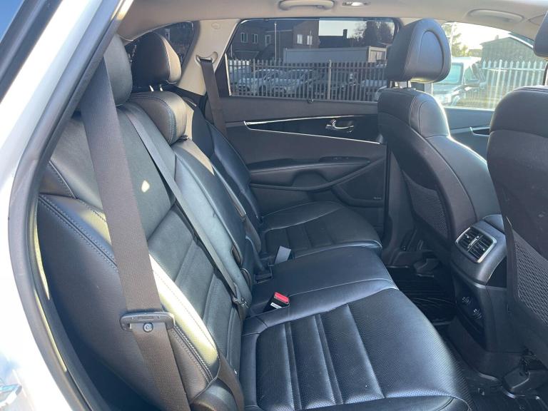 2016 Kia Sorento 2.2 CRDi KX-4 Auto AWD Euro 6 5dr ESTATE Diesel Automatic