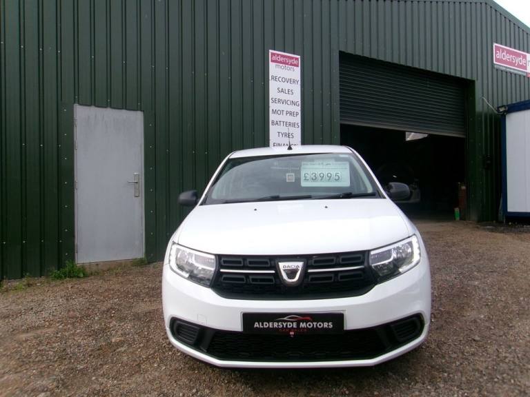 2018 Dacia Sandero 0.9 TCe Essential 5dr HATCHBACK PETROL Manual