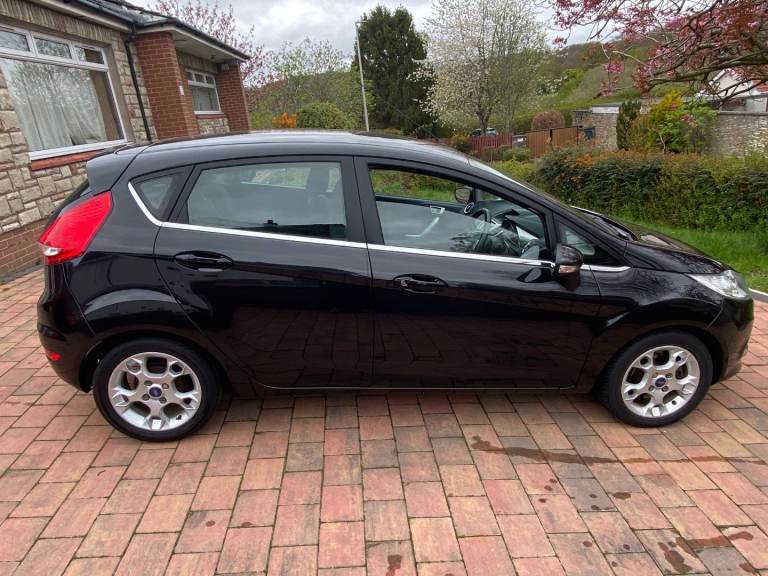 Ford, FIESTA, Hatchback, 2012, Manual, 1242 (cc), 5 doors