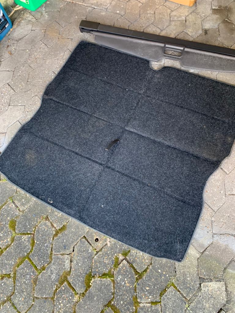 Vauxhall Zafira boot Mate & line 2 pieces good condition 