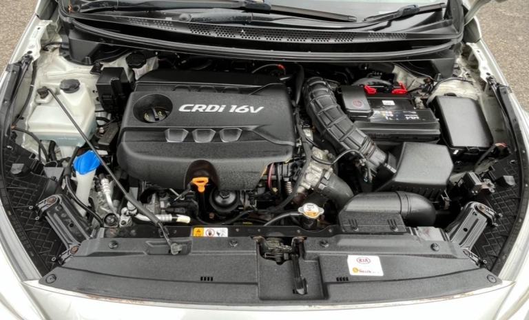 2016 KIA CEED SR7 1.4 CRDi LONG MOT GOOD S/HISTORY DRIVES GREAT JUST SERVICED! 