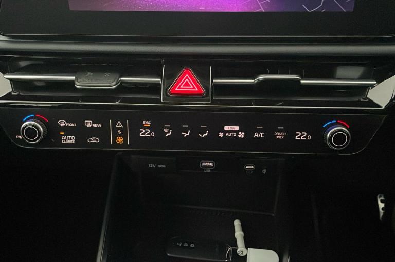  Kia Niro Electric 64.8kwh 4 Suv 5dr Electric Auto 201 Bhp Electric