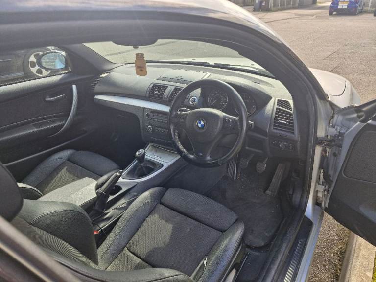 Bmw 116 m sport 2009 plate