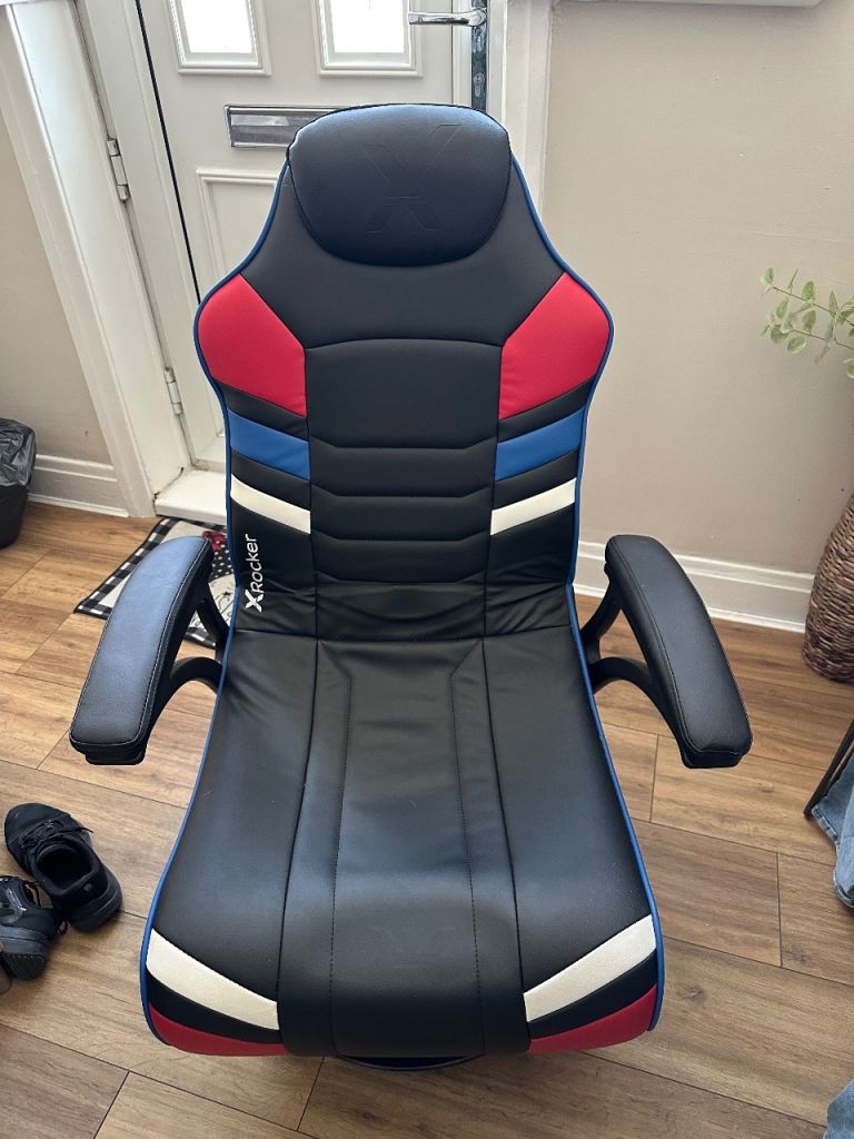 Gaming rocker chair 