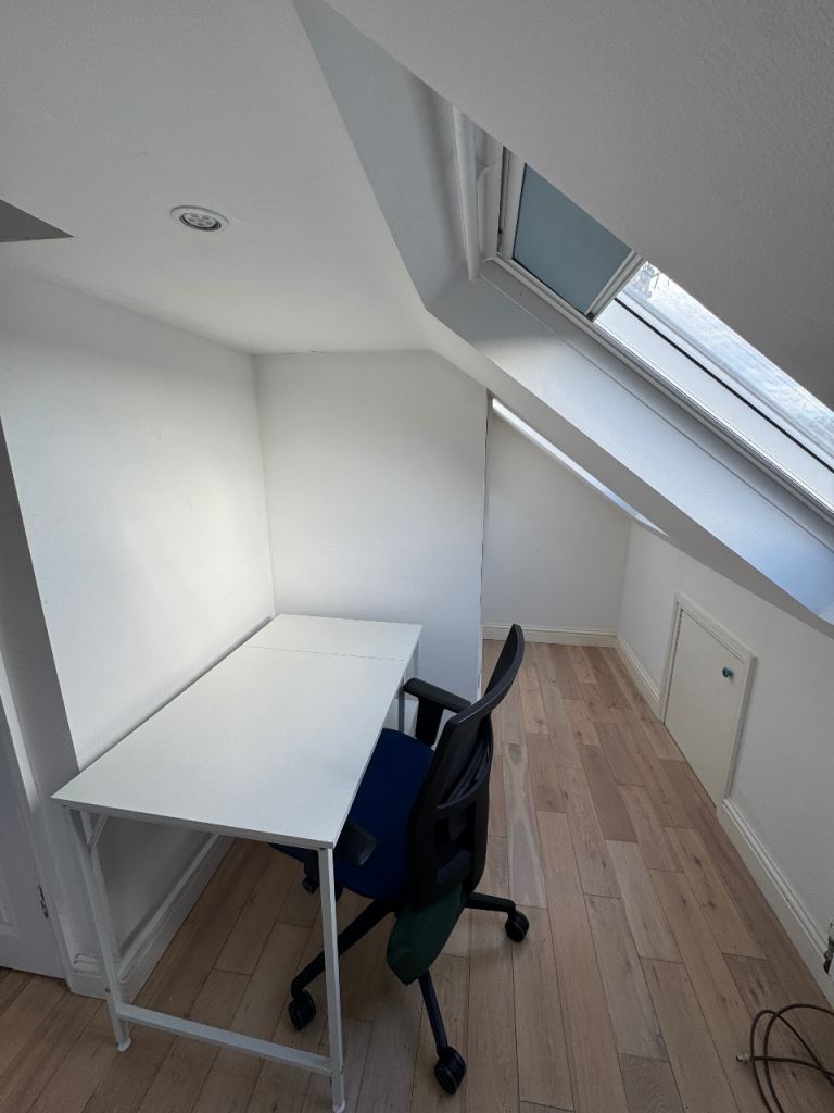 Gorgeous loft room with en suite