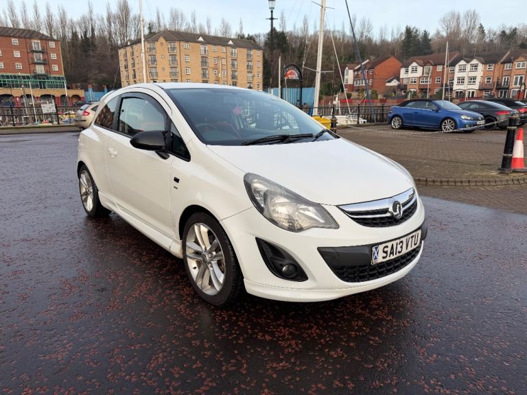 Vauxhall, CORSA, 1.7CDTI SRI £35 TAX Hatchback, 2013, Manual, 1686 (cc), 3 doors