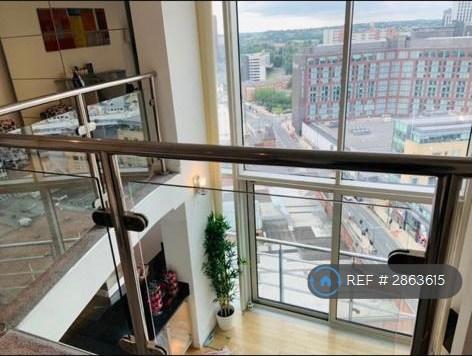 1 bedroom flat in Albion Street, Leeds, LS2 (1 bed) (#2863615)