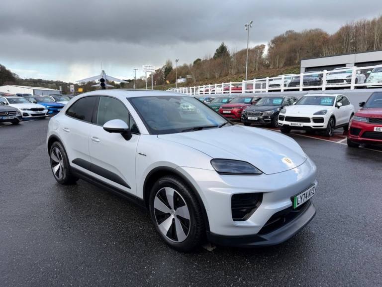 2024 74 PORSCHE MACAN 100KWH SUV 5DR ELECTRIC AUTO (360 PS)