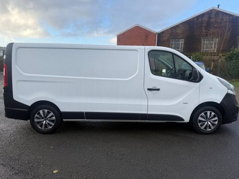 2016 Vauxhall Vivaro 1.6 CDTi 2900 ecoFLEX Panel Van 5dr Diesel Manual L2 H1 Euro 5 (s/s) (90 ps ...
