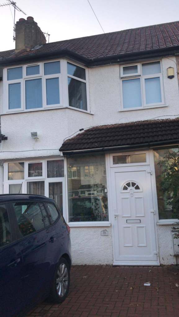 4 Beds 2 Baths house for rent