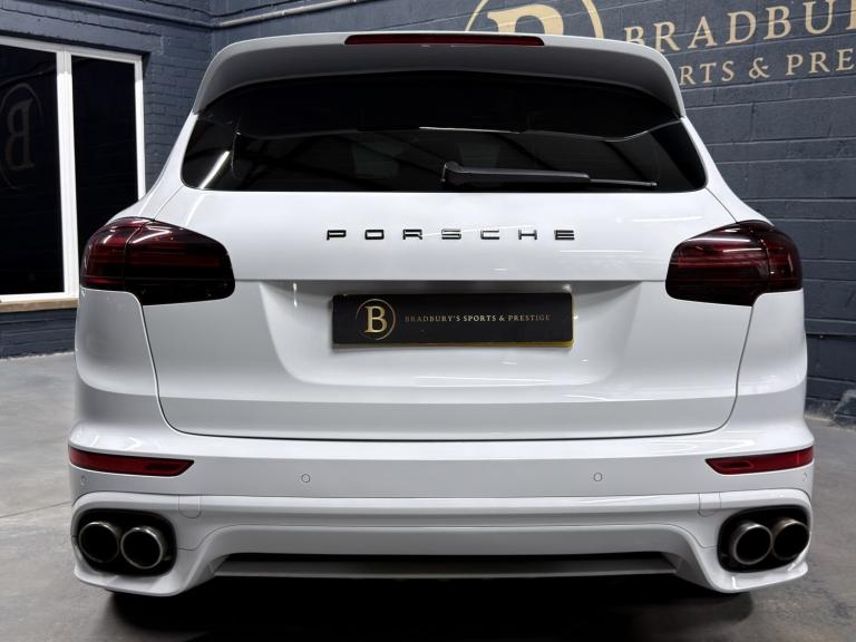 PORSCHE CAYENNE 3.0 V6 E-Hybrid S Platinum Edition 2017