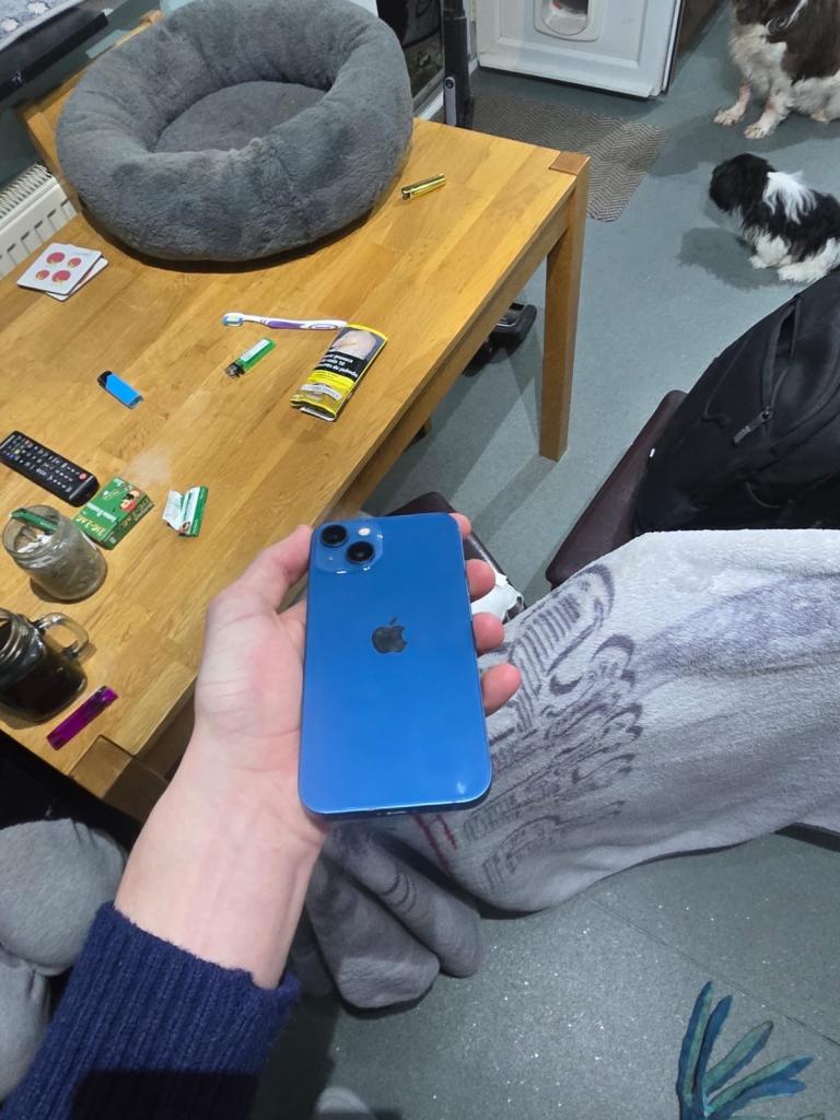 iphone 13 256gb looking for £140