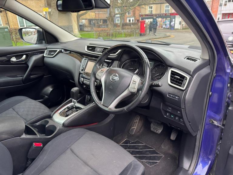 2015 Nissan Qashqai 1.6 dCi N-Tec+ 5dr Xtronic HATCHBACK Diesel Automatic