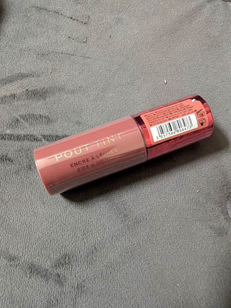 Revolution Pout Tint - Nude Dreams