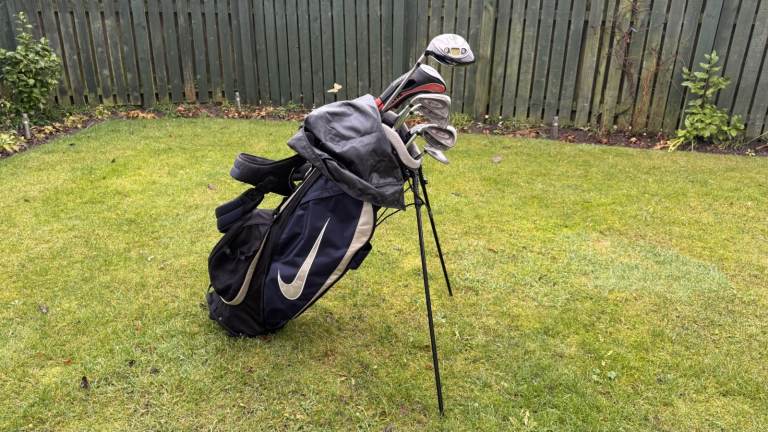 LEFT HANDED GOLF SET - Driver, Rescue Club, Irons 3-PW, SW, Callaway Putter, Nike Stand Bag