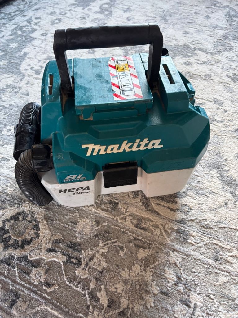 Makita Cordless Vacuum Cleaner - Good Condition