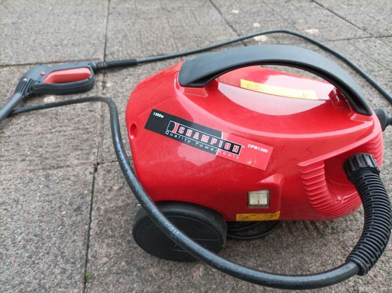 Champion jet pressure washer 1300W
