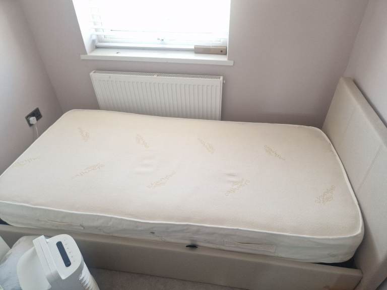 Brand new single mattress