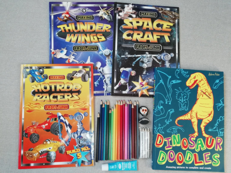 Brand New Junk Modelling Set, plus Dinosaur Doodles Drawing Book and Pencils Set