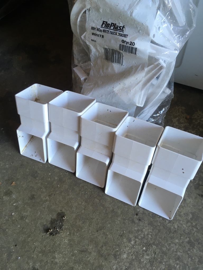 Guttering & downpipe connections 140+ items 