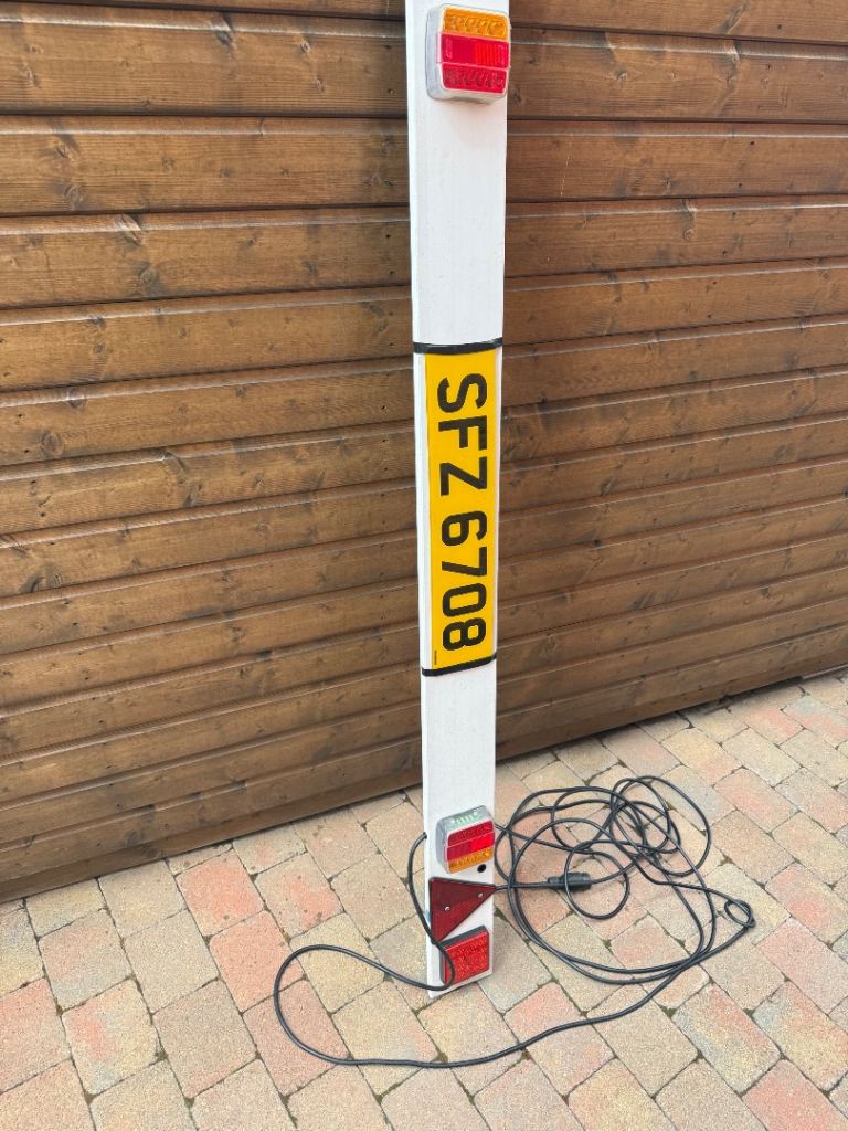 Trailer light board 