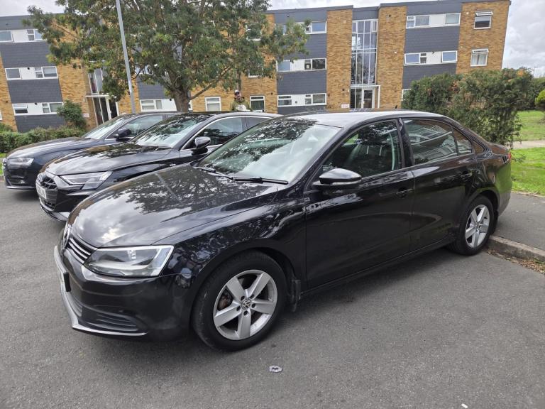 Volkswagen, JETTA, Saloon, 2012, Manual, 1390 (cc), 4 doors