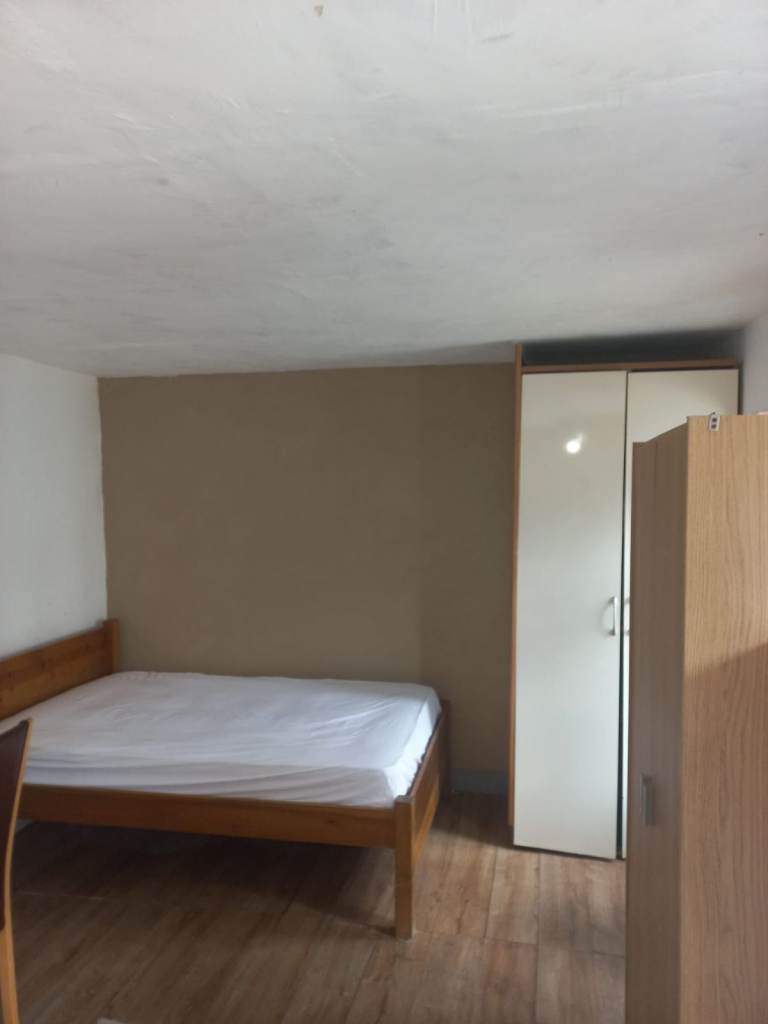 Spacious & Cosy Studio for Rent in - IG11 0PL