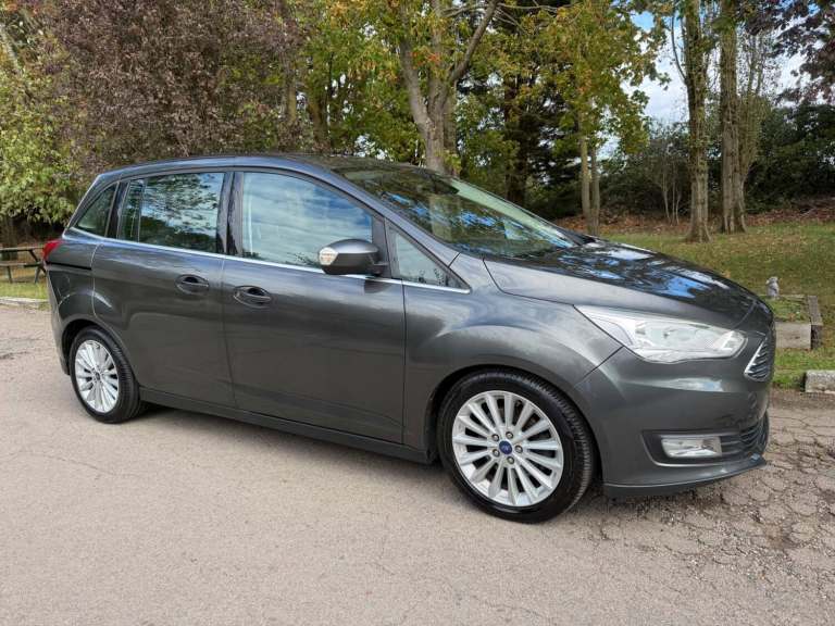 2017 Ford Grand C-Max 1.0 EcoBoost 125 Titanium 5dr MPV PETROL Manual